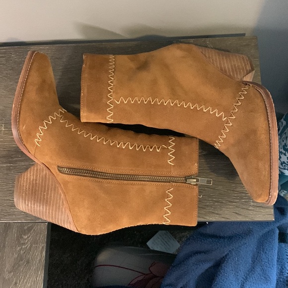 Spell - Picture 4 of 8